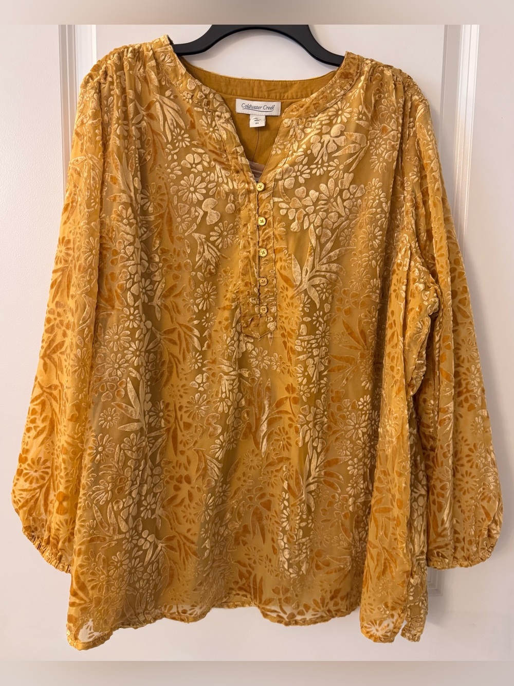 #z311 - Coldwater Creek Gold Floral Velvet Burnout Tunic Popover Blouse Lined